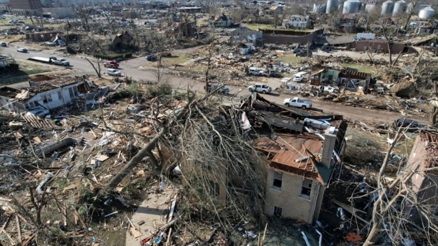 Vietnam extends condolences to US over historic tornado tragedy 