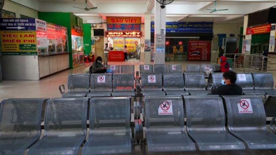 Hanoi coach stations fall quiet ahead of New Year