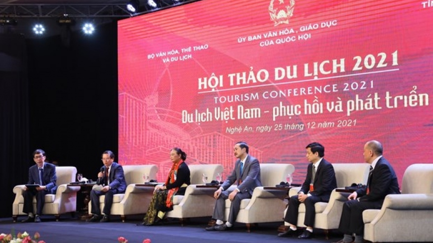 Conference examines ways to boost tourism recovery and development