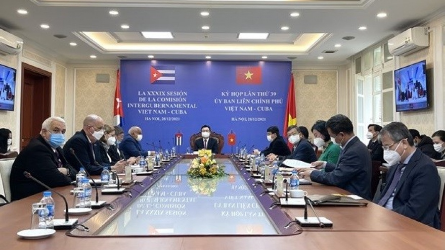 Vietnam, Cuba to augment cooperation across the board