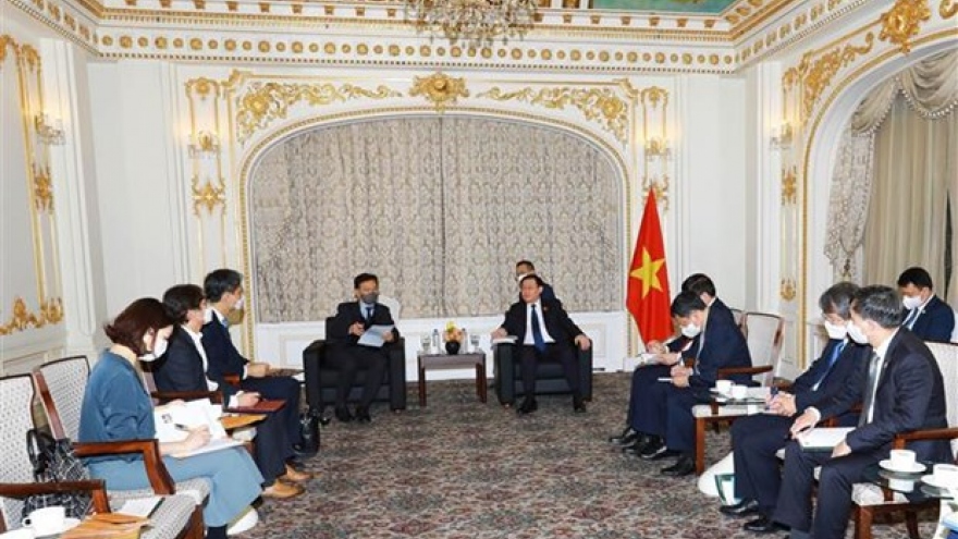There remain ample room for Vietnam-RoK cooperation in development research