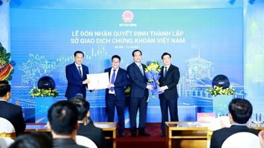 Vietnam Stock Exchange makes debut
