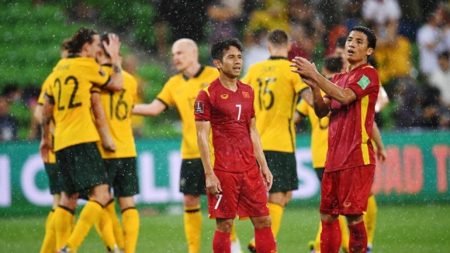 2022 FIFA World Cup qualifiers: Australia stun Vietnam 4-0
