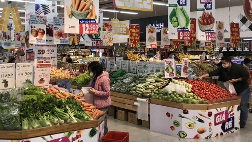 Hanoi supermarkets prepare goods for Lunar New Year holiday