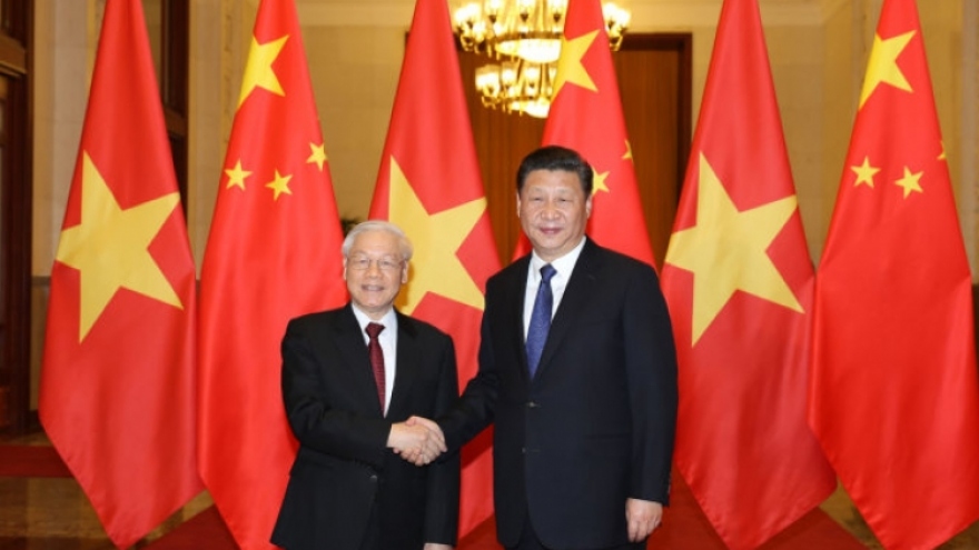 Vietnam, China exchange congratulations on 72 years of diplomatic ties