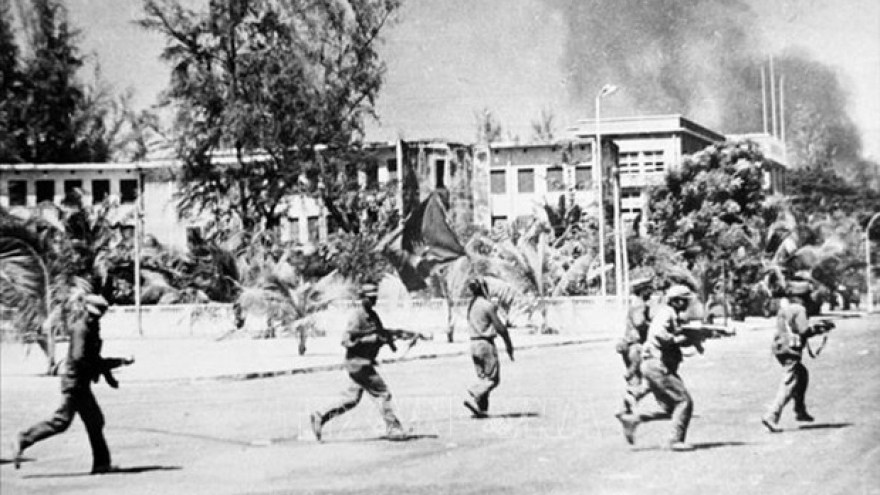 Get-together marks joint Vietnam-Cambodia victory over genocidal regime