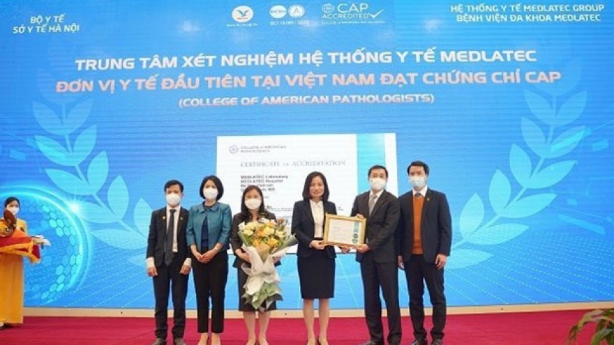 Medlatec becomes first Vietnamese unit winning US testing accreditation