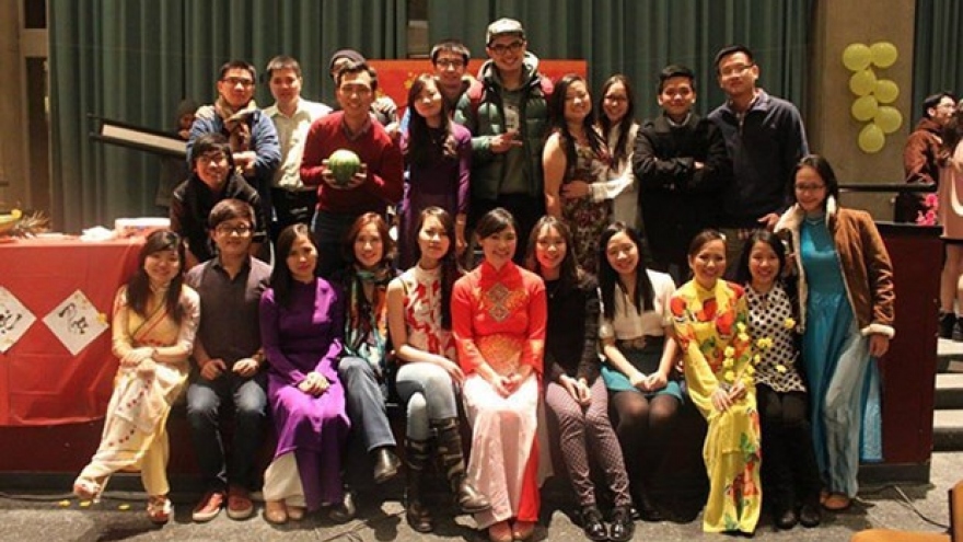 Vietnamese students in US celebrate lunar New Year festival