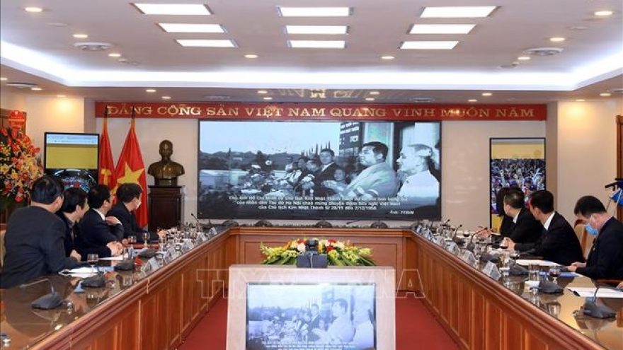 Photo exhibition marks Vietnam-DPRK diplomatic relations 