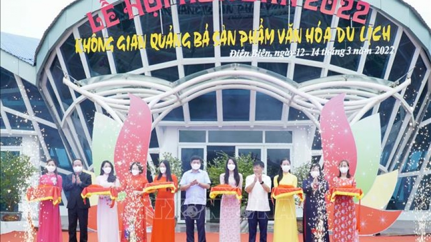 Tourism products on display at Hoa Ban Festival 2022