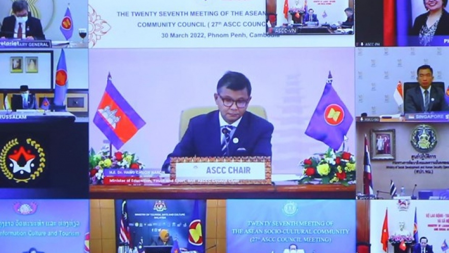Vietnam supports Cambodia’s insurance linkage initiative in ASEAN