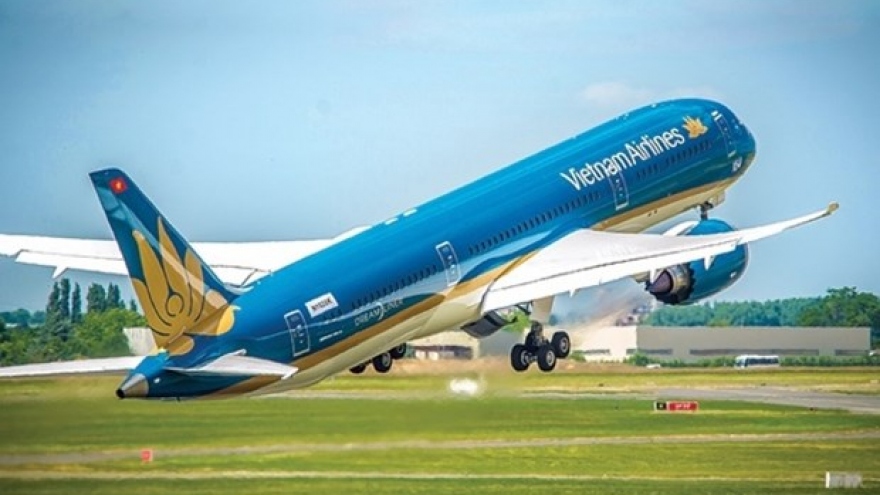 Vietnam Airlines offers low-cost tickets for domestic, int'l return flights