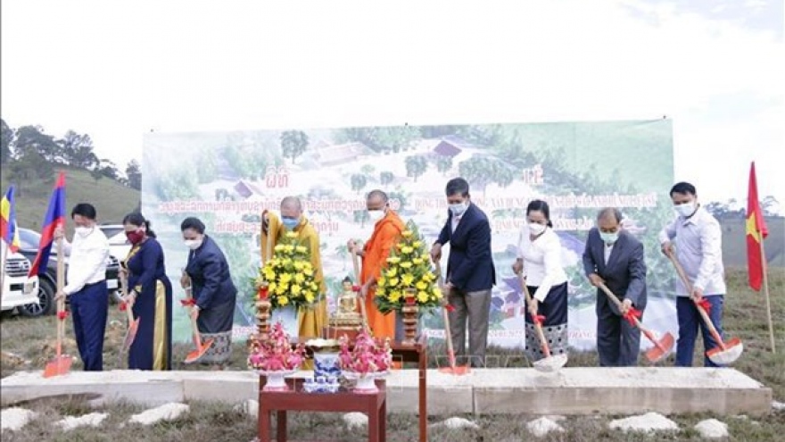 Work starts on temple dedicated to Vietnamese, Lao martyrs in Xiengkhuang