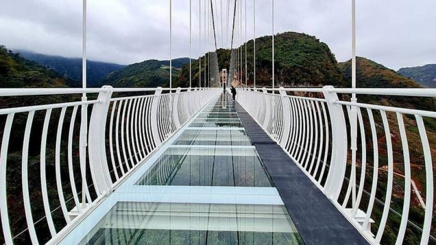World's longest glass bridge set to open to public in Vietnam on April 30