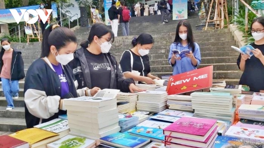 Vietnam Book and Reading Culture Day 2022 promotes reading culture