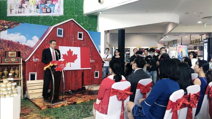 Canada promotes food, consumer goods in HCM City 