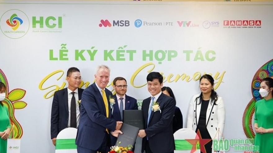 Vietnamese, Australian firms cooperate in training public health workers