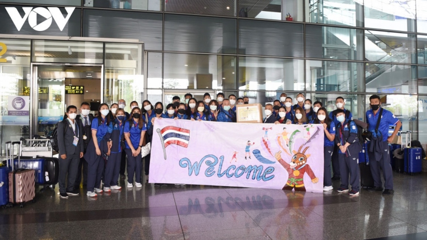 Foreign athletes flock to Hanoi for SEA Games 31