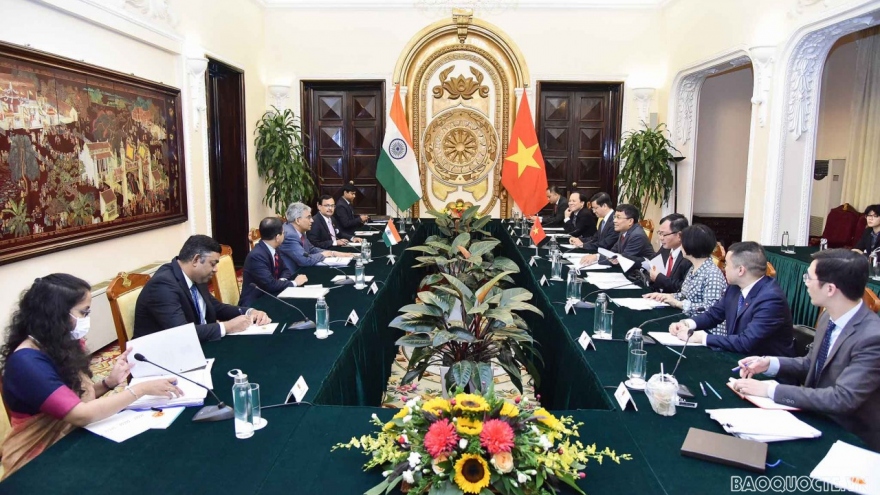 India, Vietnam boost multifaceted cooperation