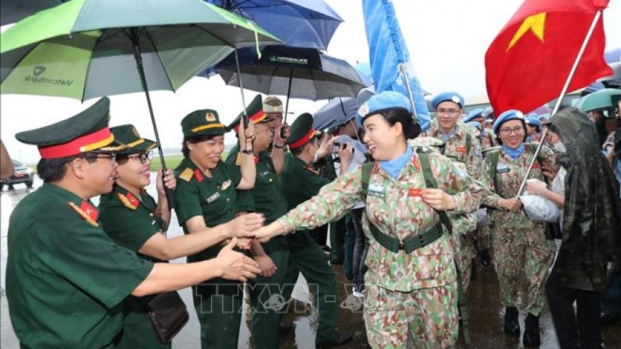 Level-2 Field Hospital No. 4 staff depart for UN peacekeeping missions