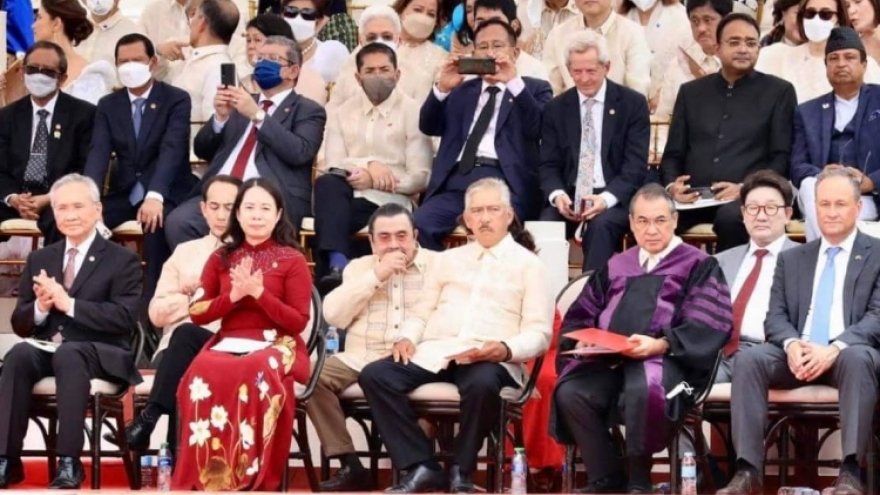 Vietnam Vice President attends Philippine presidential swearing-in ceremony
