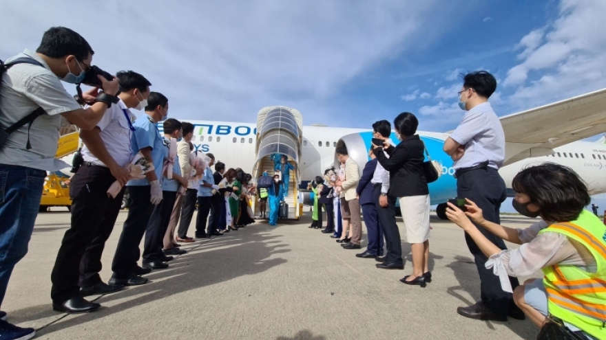 Vietnam to welcome debut flight of luxury travelers from RoK