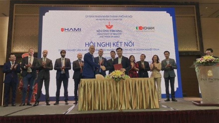 Hanoi Association of Main Industrial Products seeks cooperation opportunities with Italy
