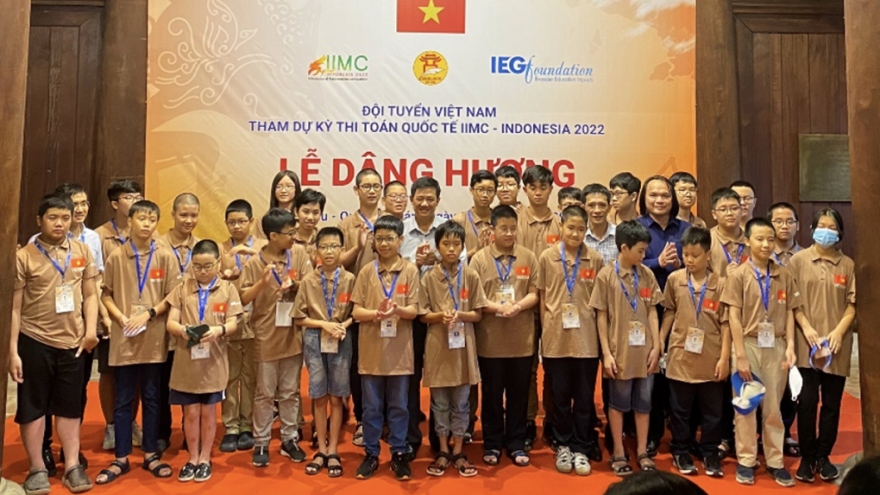 Vietnam ranks fourth at International Mathematics Competition 2022