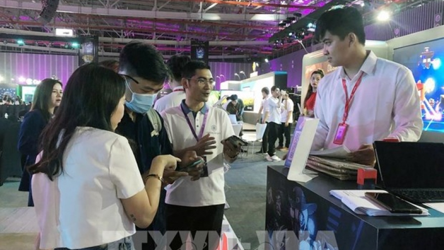 Blockchain Global Day 2022 exhibition kicks off in HCM City