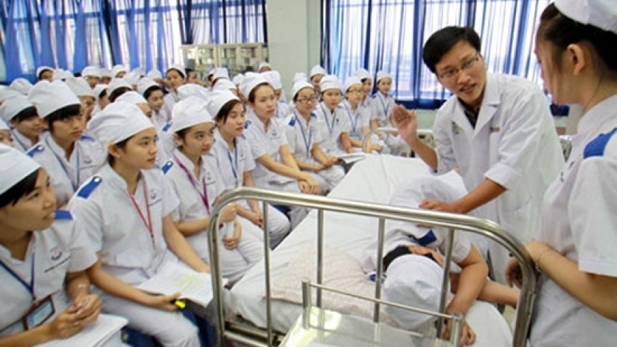 More Vietnamese nurses and caregivers sent to work in Japan