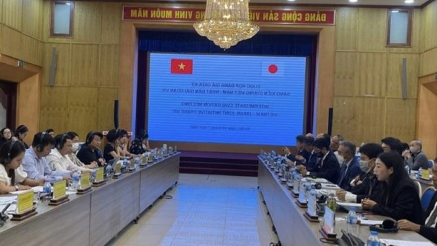 Vietnam, Japan review joint initiative