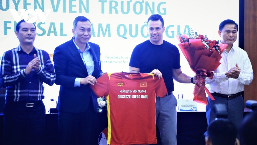 World Cup winner to coach Vietnamese national futsal team