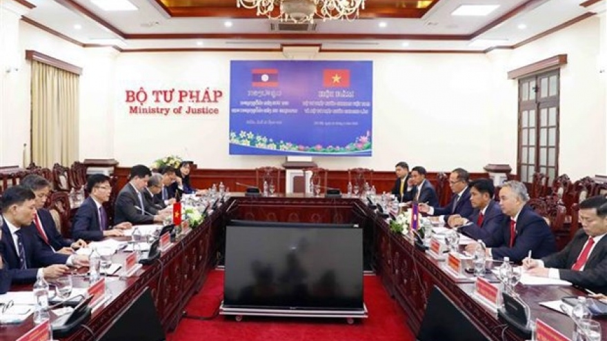 Vietnamese, Lao justice ministries working to raise cooperation efficiency