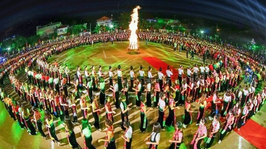 Yen Bai to host ceremony receiving UNESCO certificate on Xoe Thai dance