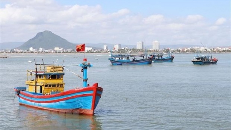 Deputy PM orders intensified handling of IUU fishing at sea, ports