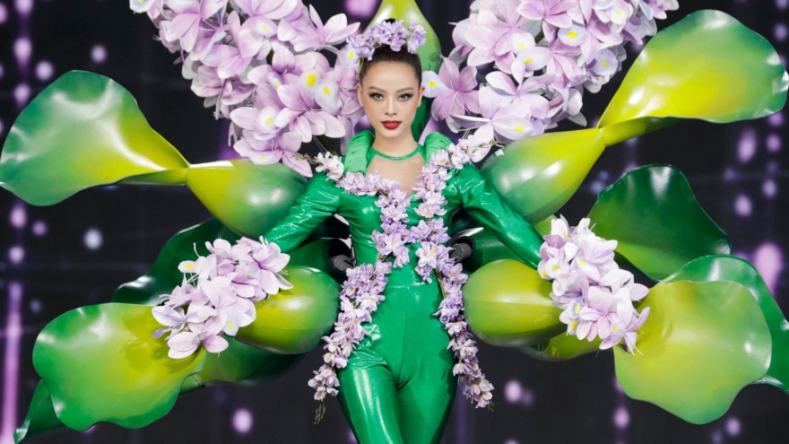 Beauties wow in traditional costume contest at Miss Grand Vietnam