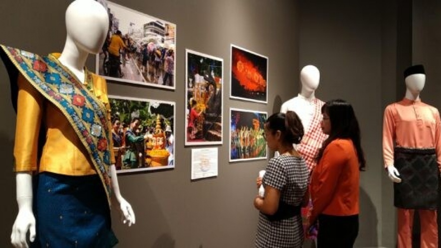 Hanoi to welcome opening of “ASEAN Cultural Colours” exhibition