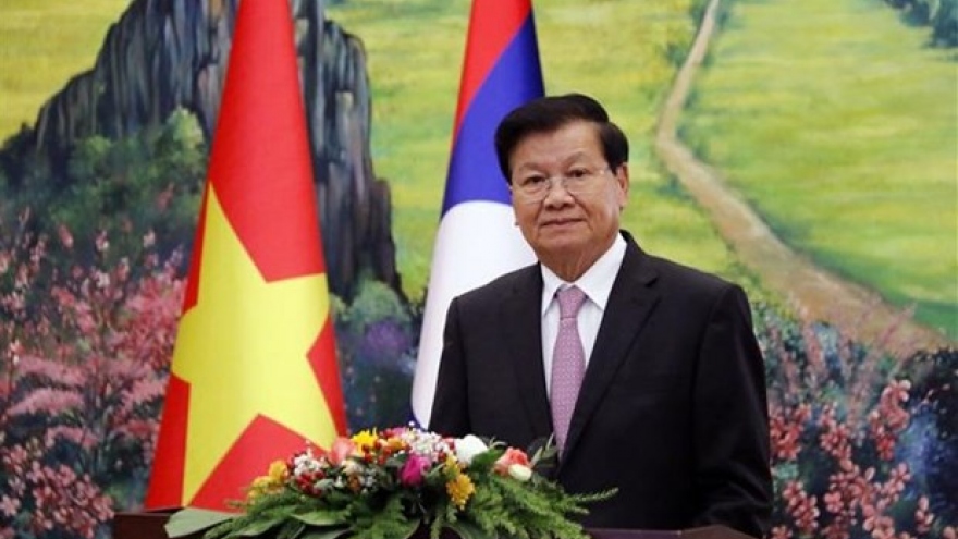 Lao leader calls on Lao, Vietnamese people to nurture special relationship