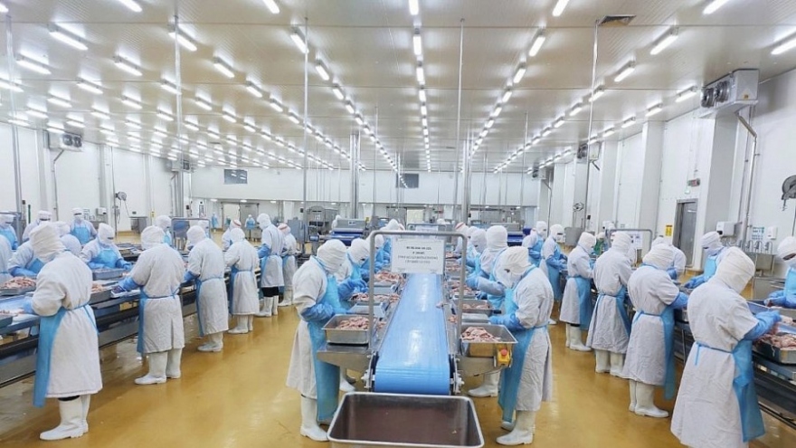 Vietnam exports first batch of processed chicken to Japan