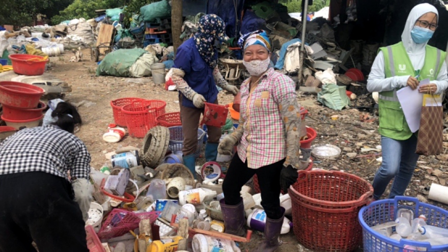 Informal female labourers - a force for plastic waste management in Vietnam