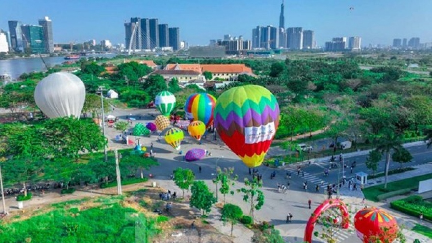 HCM City int’l music, hot air balloon festivals to take place in December