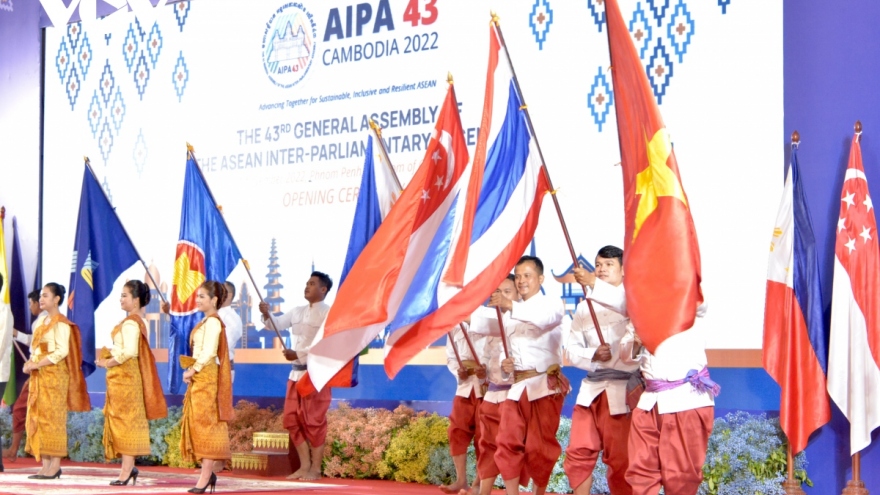 President Phuc sends message to AIPA-43