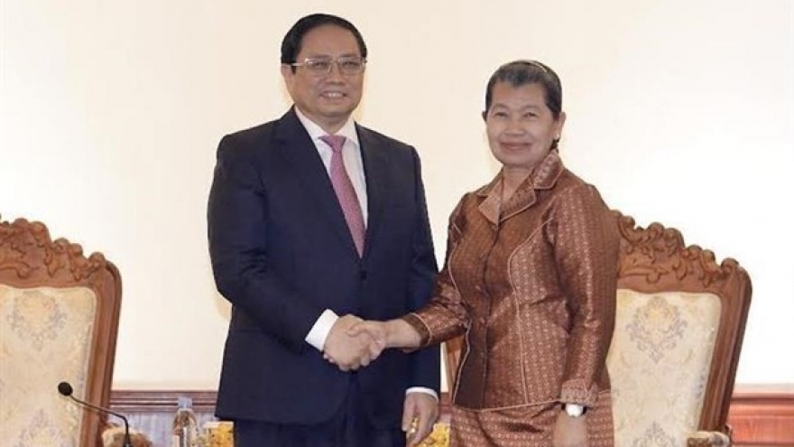 PM Pham Minh Chinh receives Cambodian Deputy PM Men Sam An