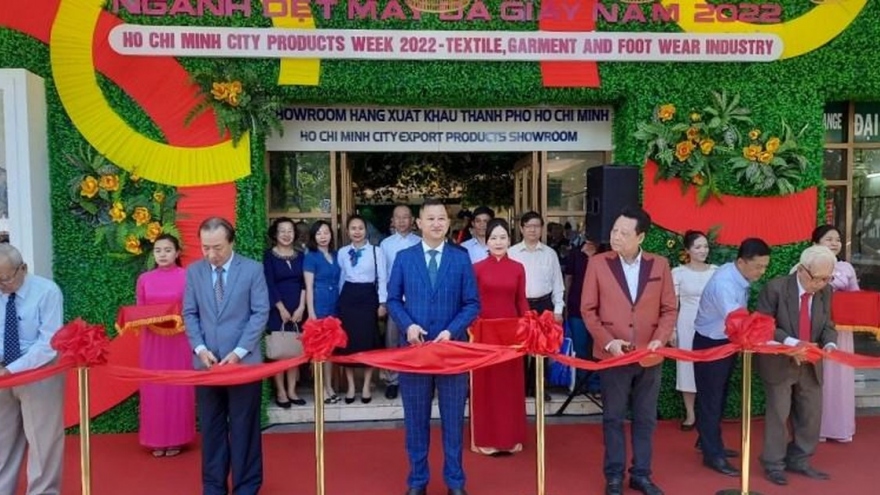 Exhibition week of textile and footwear products opens in HCM City