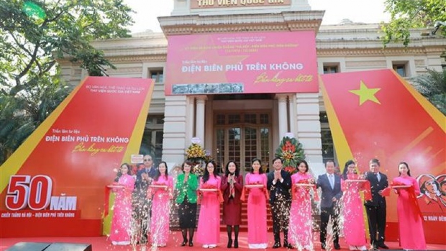 Exhibition “Dien Bien Phu in the air – an immortal heroic epic” opened in Hanoi