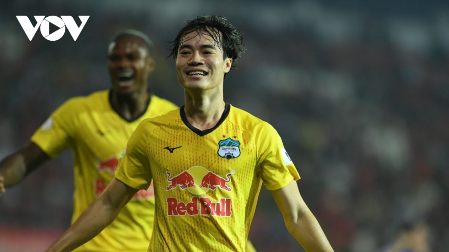 Vietnamese striker Van Toan to join Seoul E-Land FC: Korean media