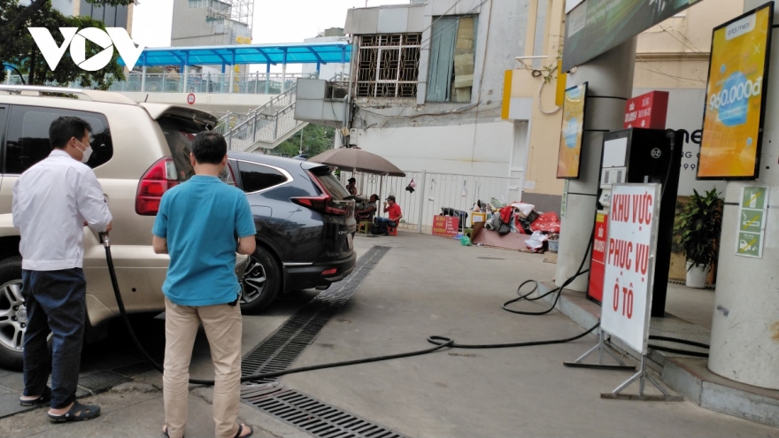 Vietnamese gasoline prices fall in last price review