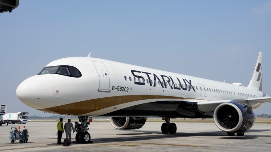 STARLUX launches regular air route to Hanoi