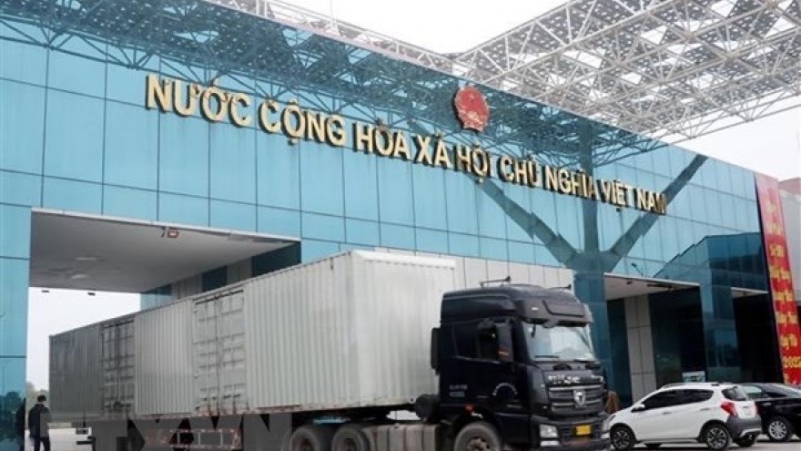 Customs clearance suspended 7 days at border gates during Tet festival