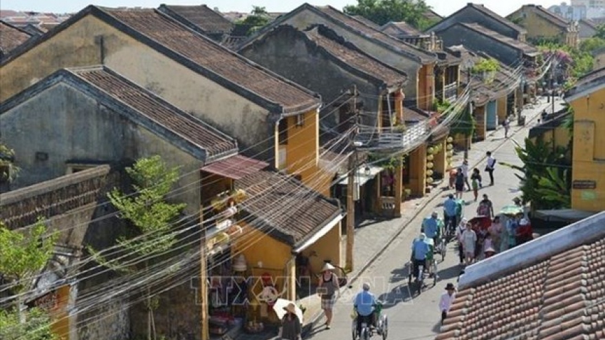 Tourists flock to Hoi An during New Year holiday